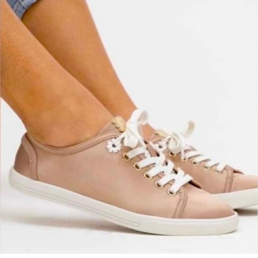 Jack Rogers Sneakers Lia Satin Sneaker in Champagne Sz 10 NEW IN BOX NIB